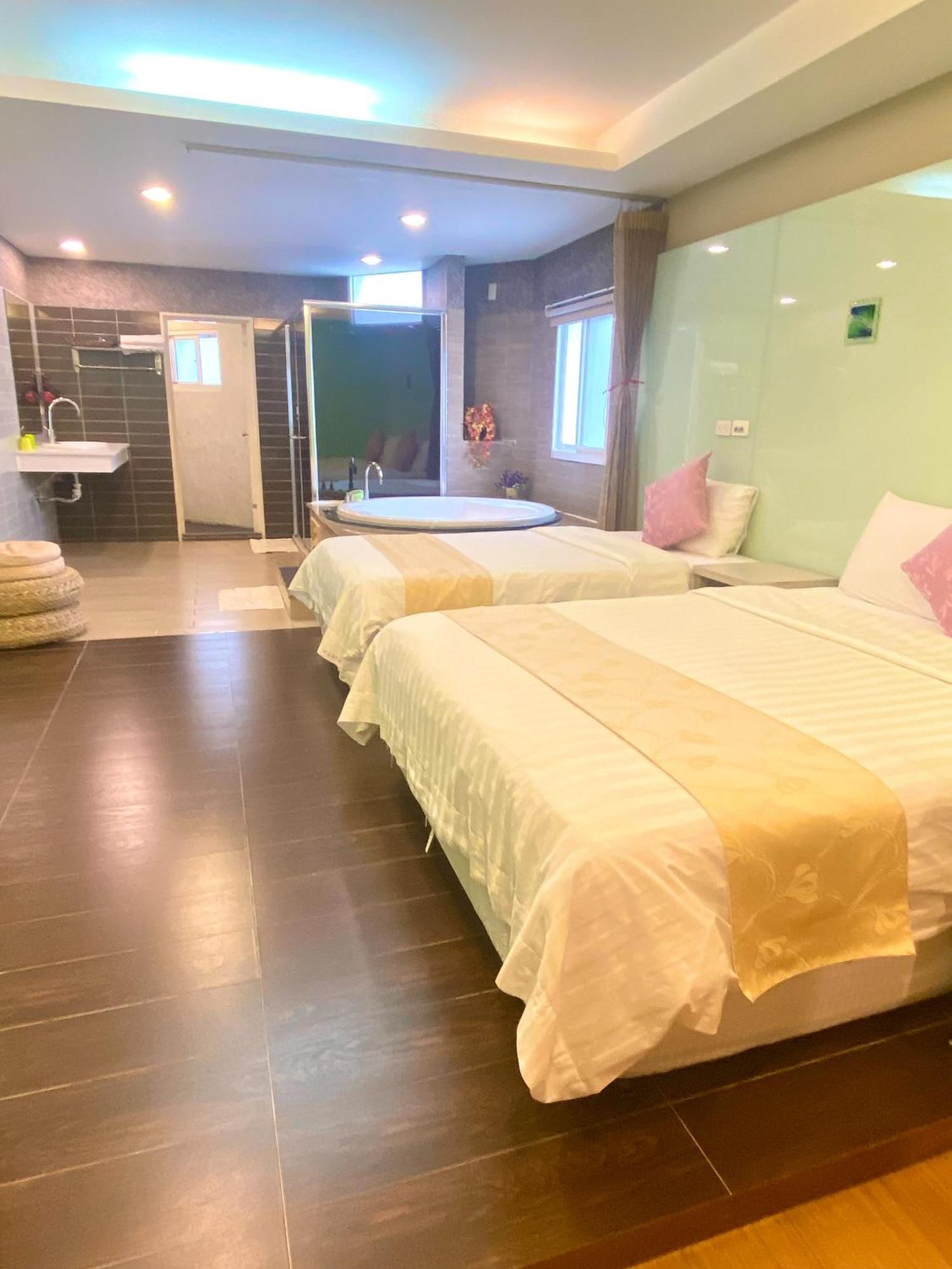Kenting Waterfront Hotel Buitenkant foto