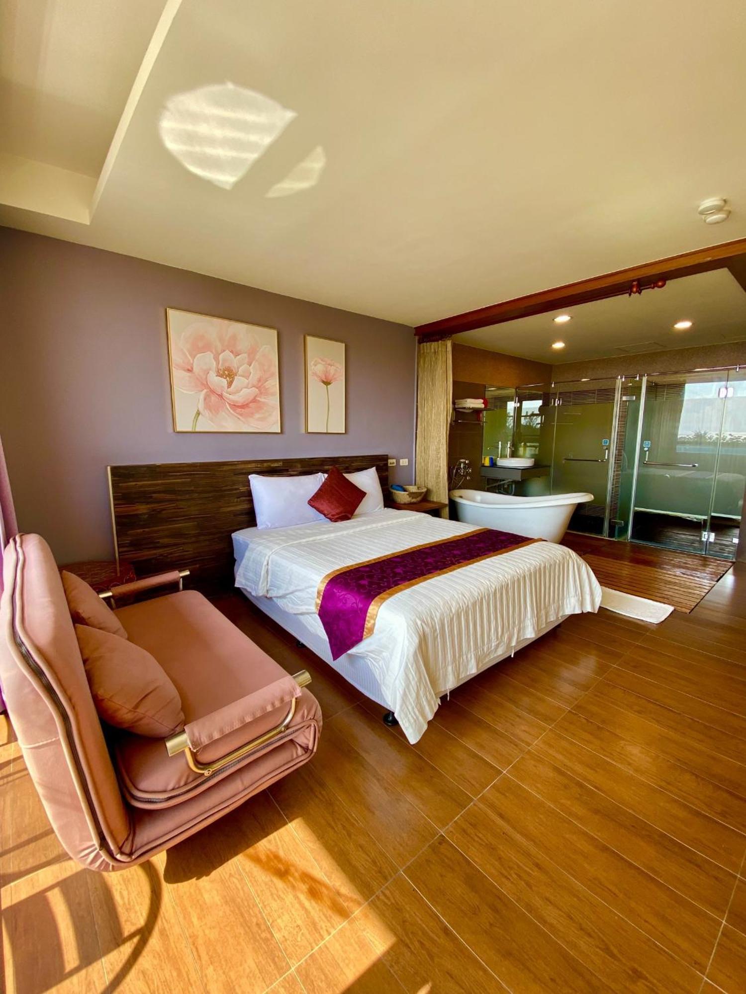 Kenting Waterfront Hotel Buitenkant foto