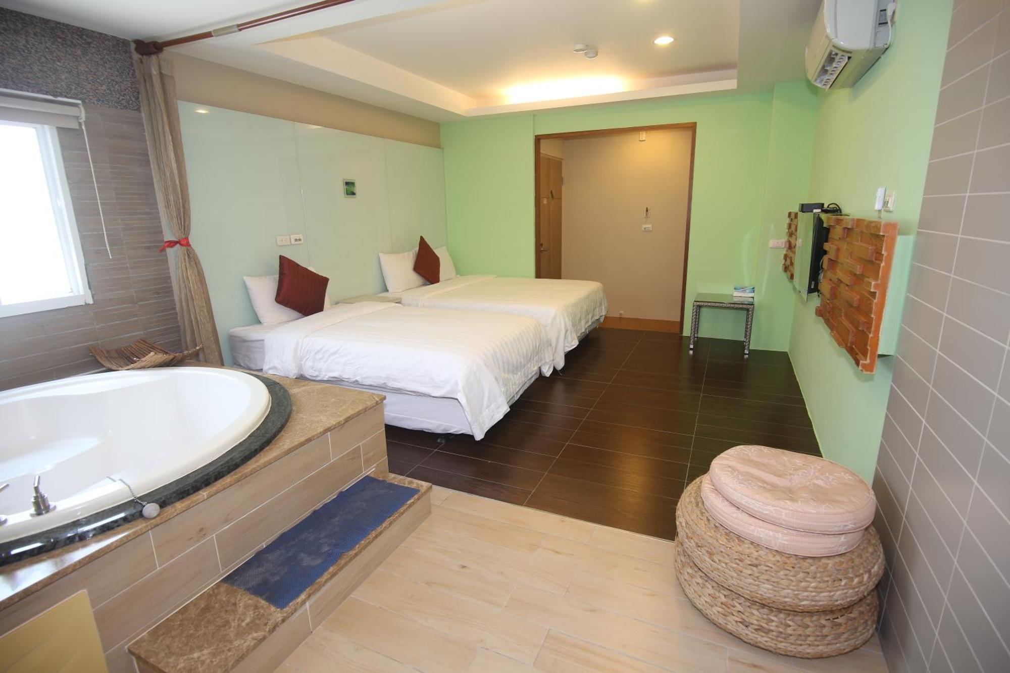 Kenting Waterfront Hotel Buitenkant foto